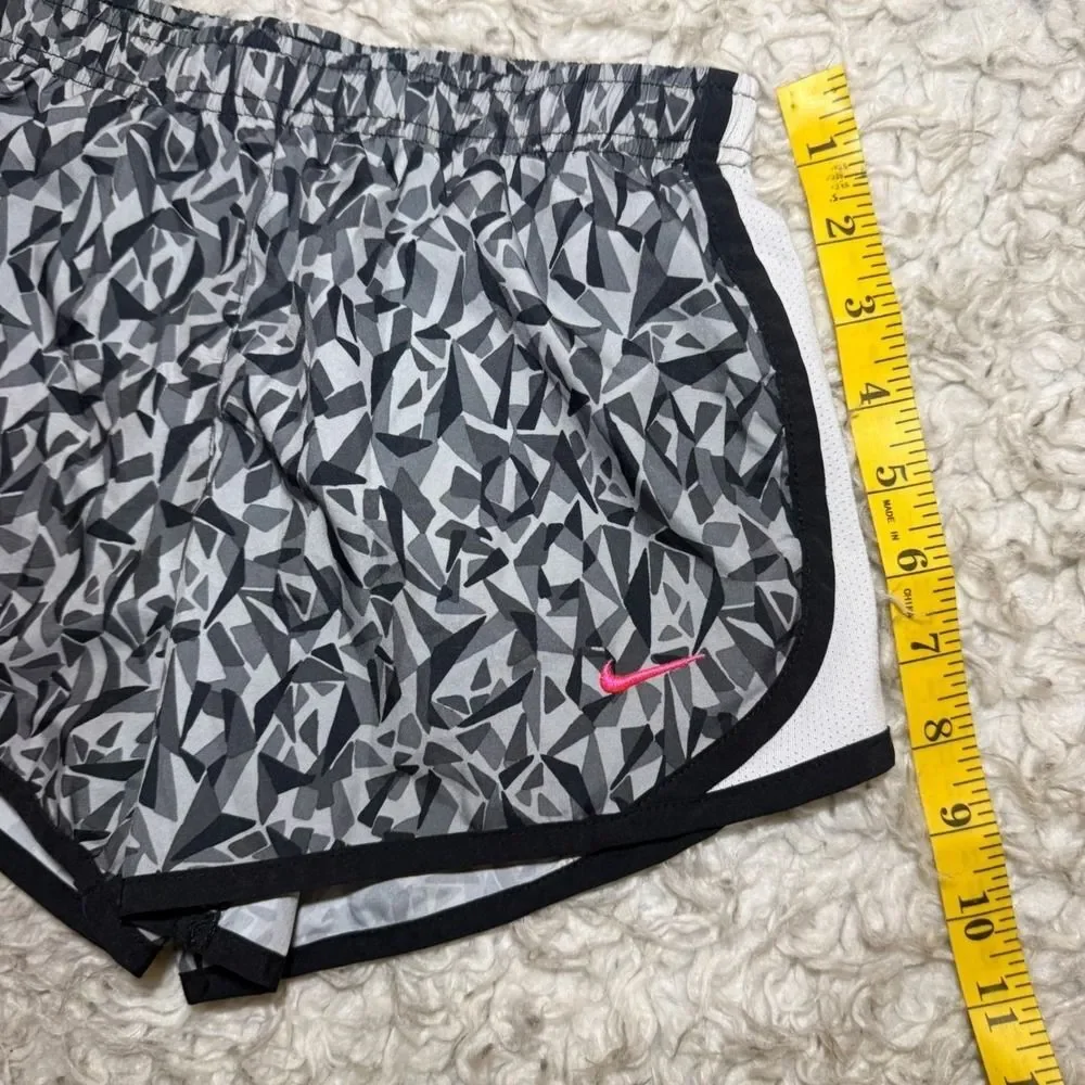 Nike Women's Dri-Fit Tempo‎ Running Shorts Size XS Small Geometric Print